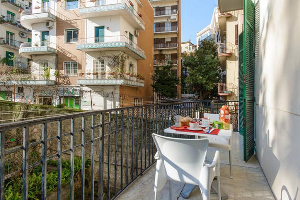 Casa Michelangelo Appartement Napels Buitenkant foto